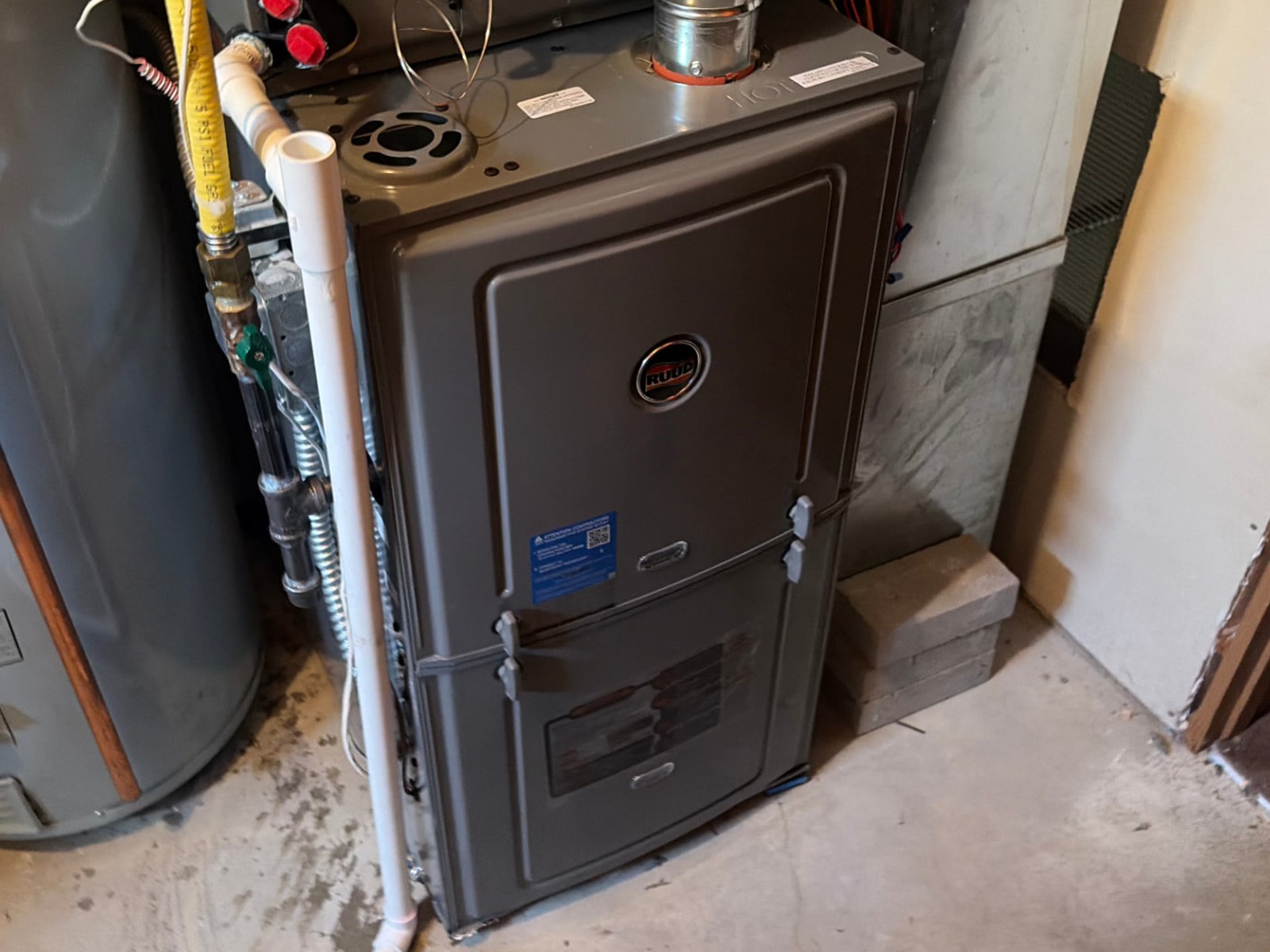 Residential furnace system serviced by CS Heating & Cooling in the Omaha and Bellevue area.